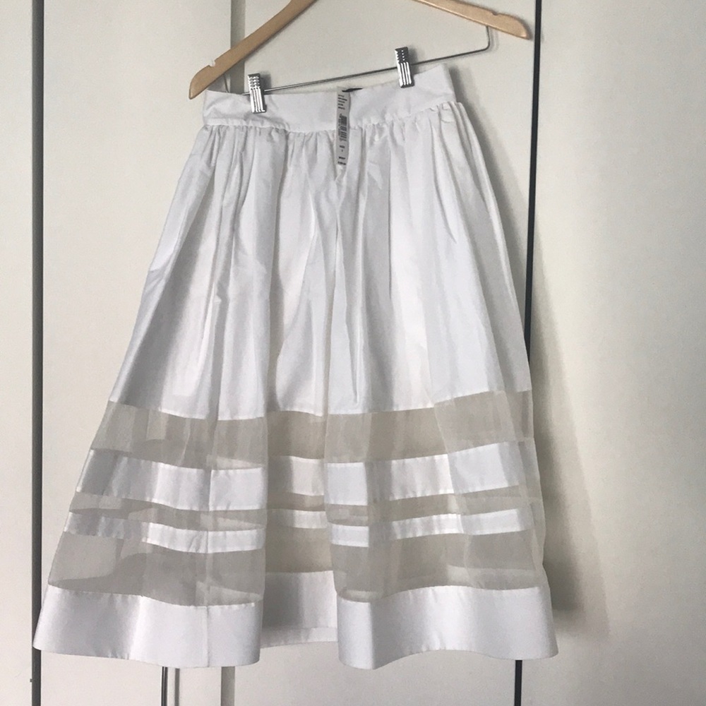 Alice + Olivia White poof skirt with sheer panels